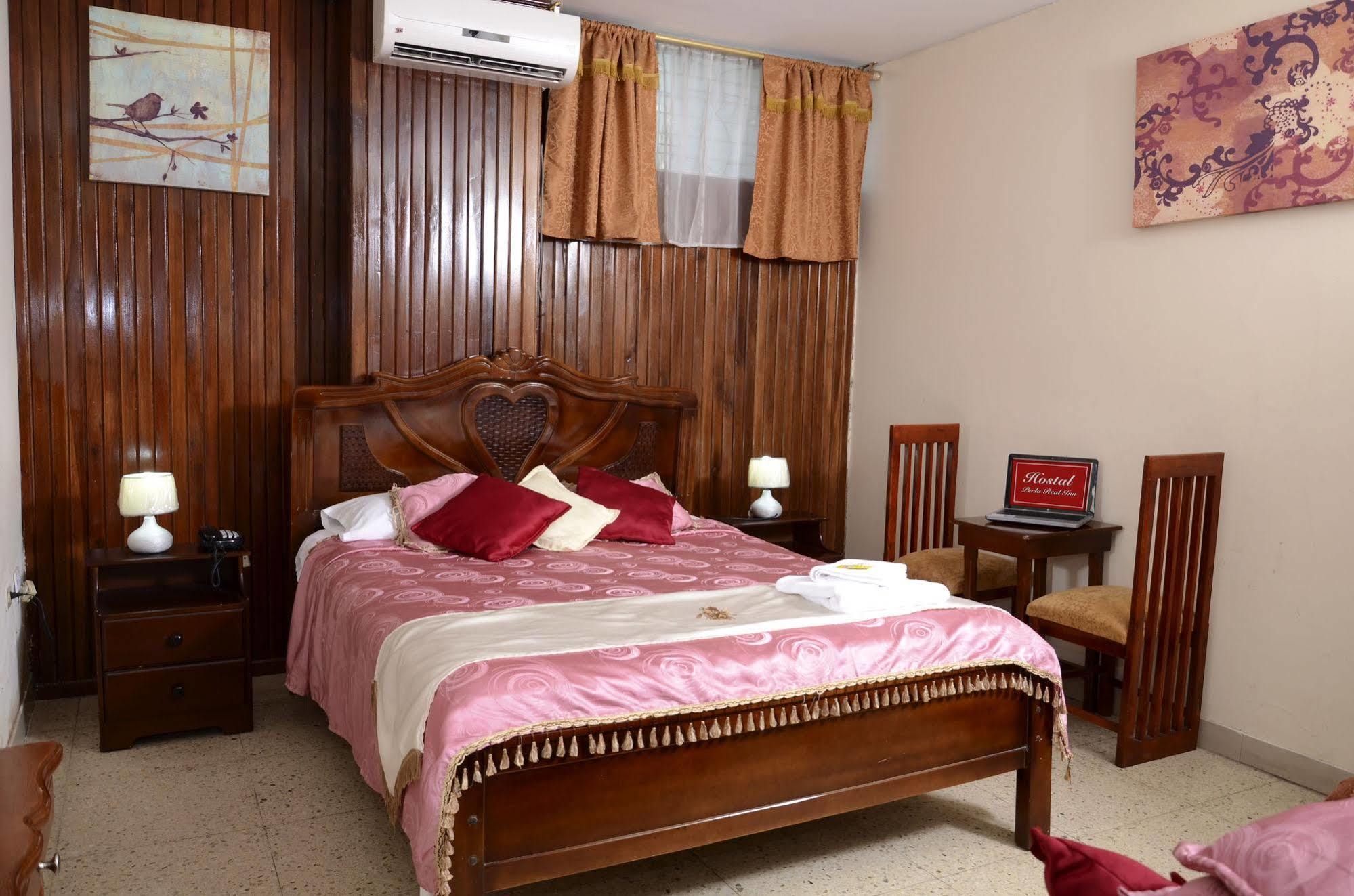 Hostal Perla Real Inn 과야킬 외부 사진