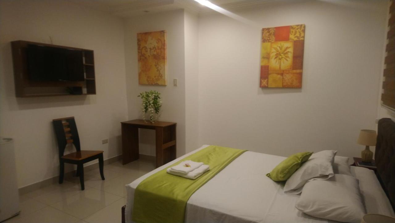 Hostal Perla Real Inn 과야킬 외부 사진