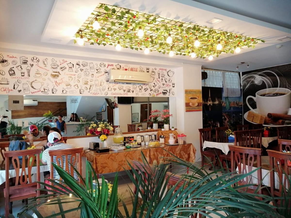 Hostal Perla Real Inn 과야킬 외부 사진