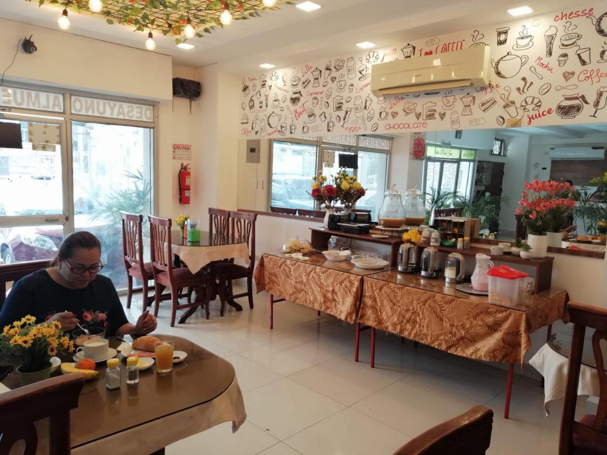 Hostal Perla Real Inn 과야킬 외부 사진