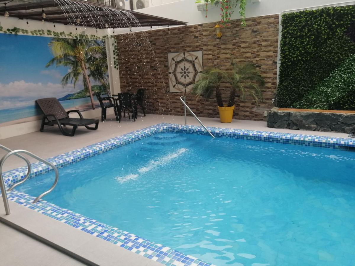 Hostal Perla Real Inn 과야킬 외부 사진