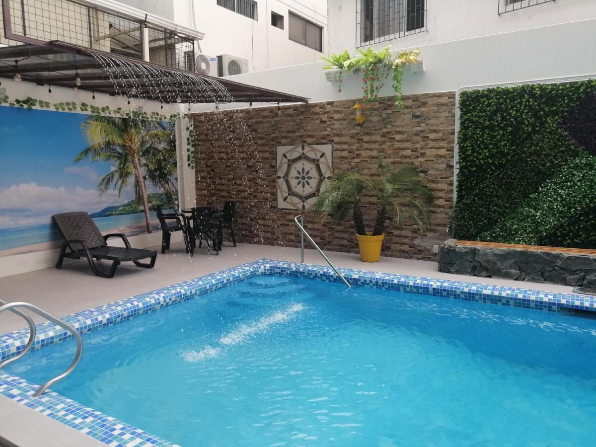 Hostal Perla Real Inn 과야킬 외부 사진